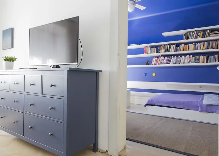 Taya Apartment