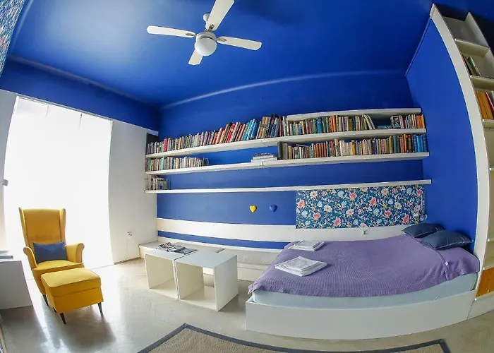Taya Apartment